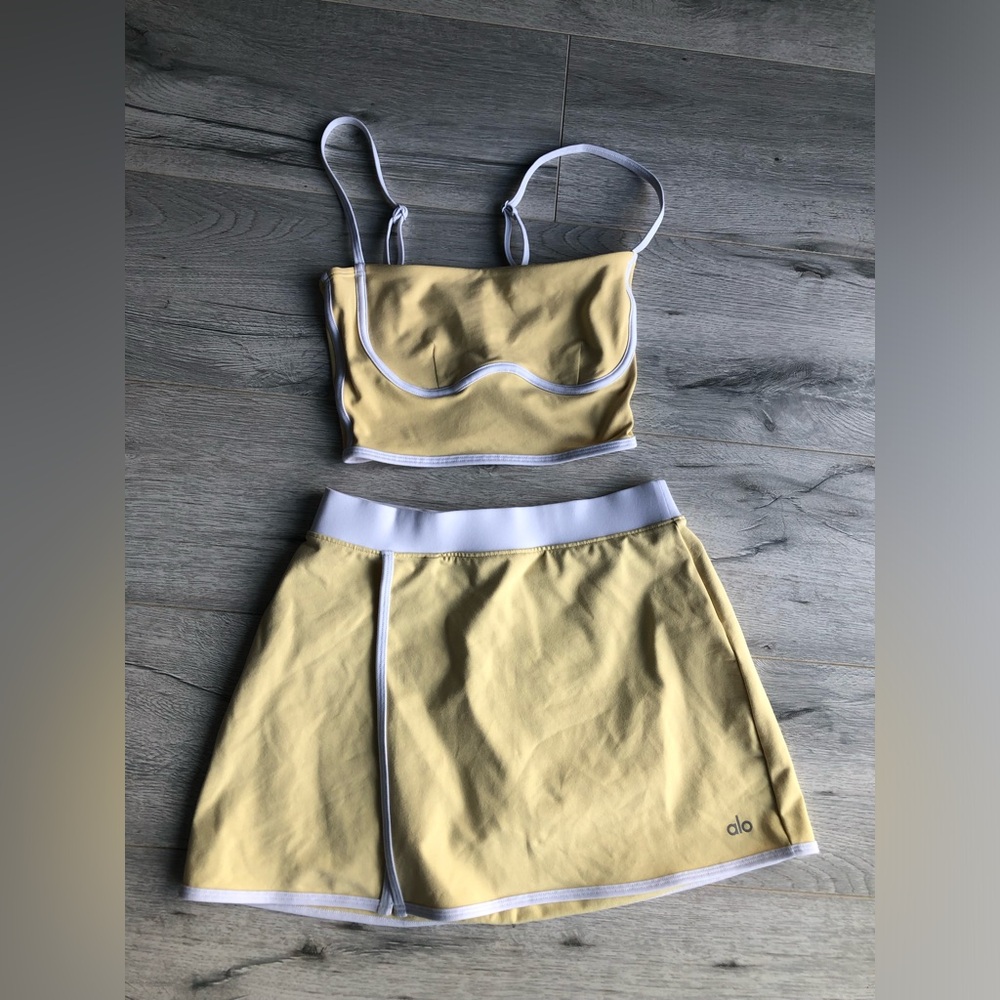 Alo Warm Butter Streamline Set
